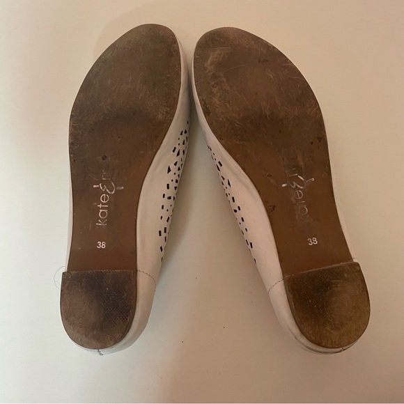 💚3/$15💚 KATE & MEL | Size 38 | white cut out pattern ballet slippers/ loafer - Picture 4 of 5